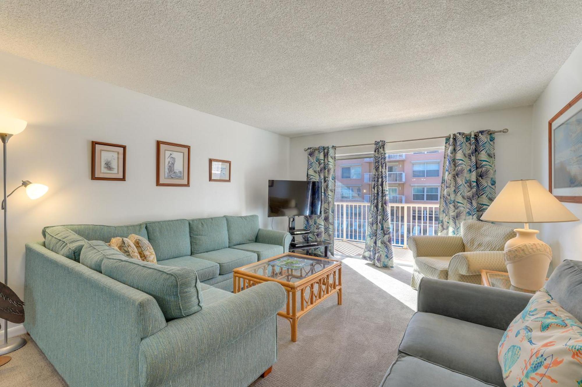 Central Cocoa Beach Condo With View, Steps To Beach! Экстерьер фото